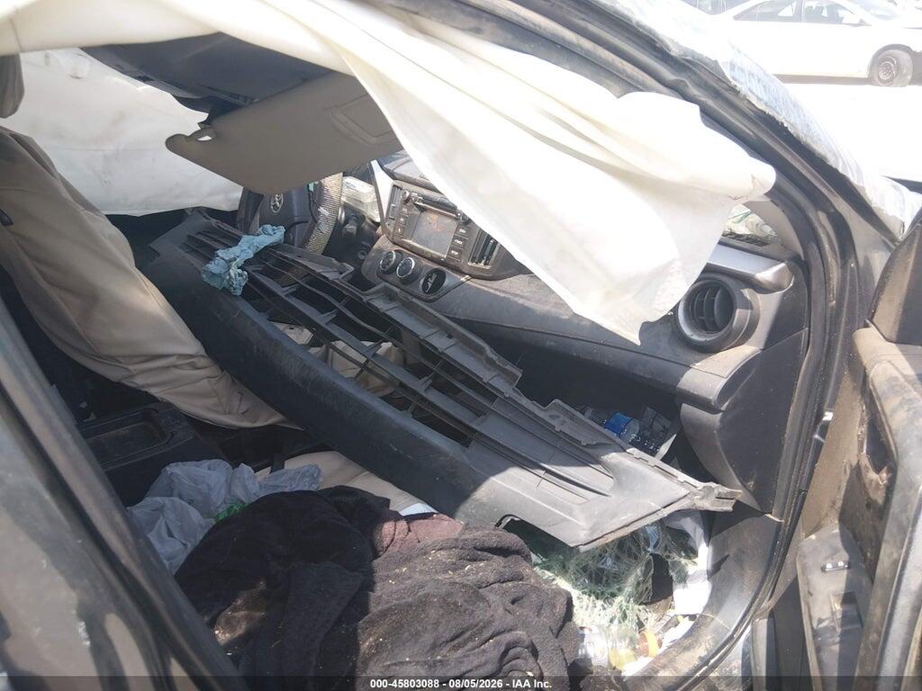 JTMZFREV7HJ718018 2017 TOYOTA RAV4 photo no. 5