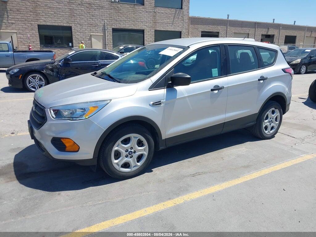 1FMCU0F79HUD77495 2017 FORD ESCAPE photo no. 2