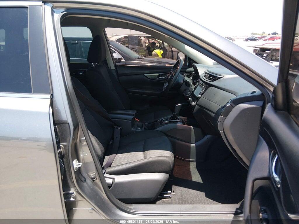 KNMAT2MV2HP616735 2017 NISSAN ROGUE photo no. 5