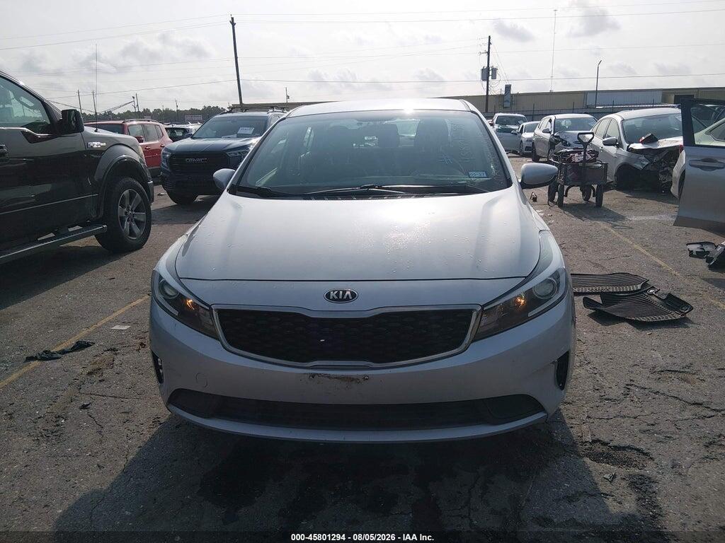 3KPFK4A74HE160120 2017 KIA FORTE photo no. 12