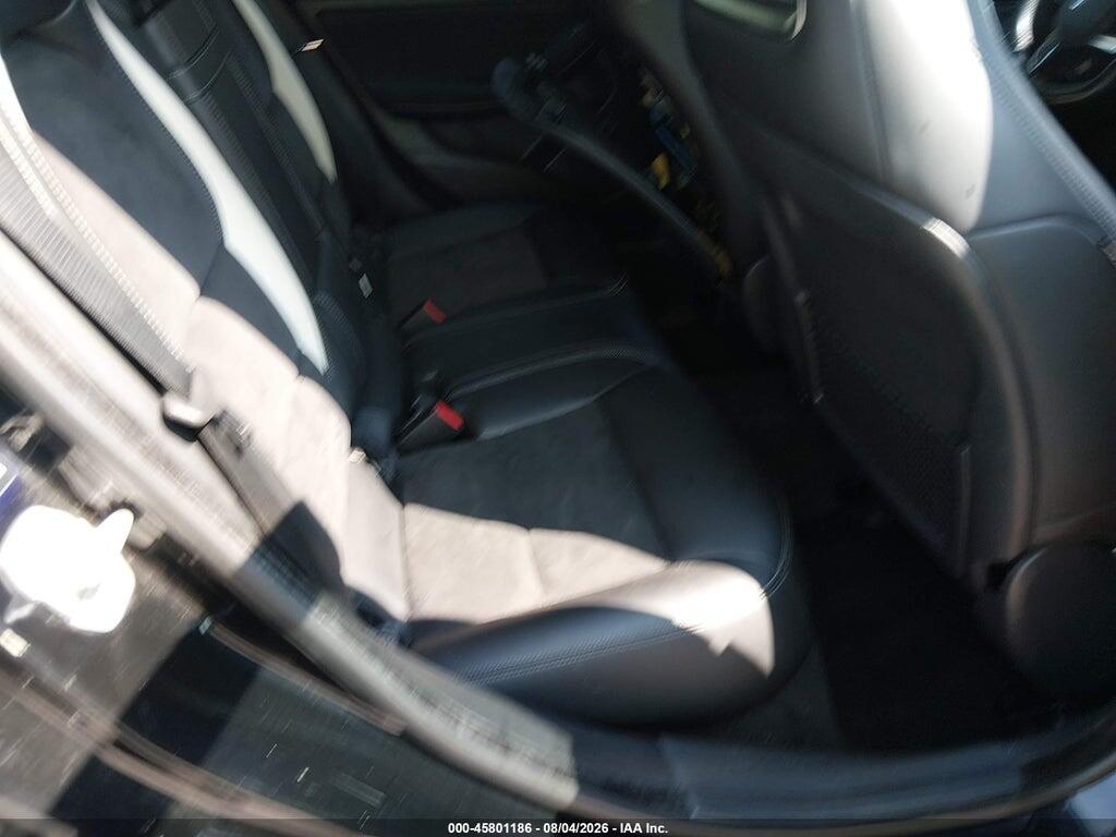 SJKCH5CP3HA024758 2017 INFINITI QX30 photo no. 8