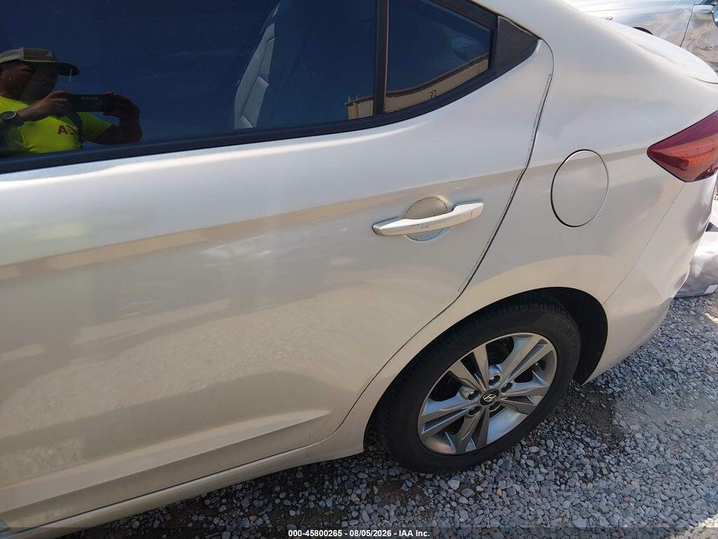KMHD84LF5HU404686 2017 HYUNDAI ELANTRA photo no. 6