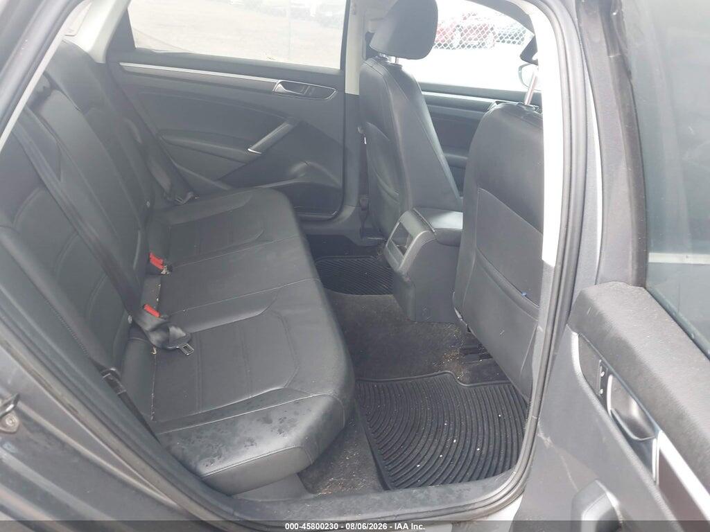 1VWDT7A34HC050451 2017 VOLKSWAGEN PASSAT photo no. 8