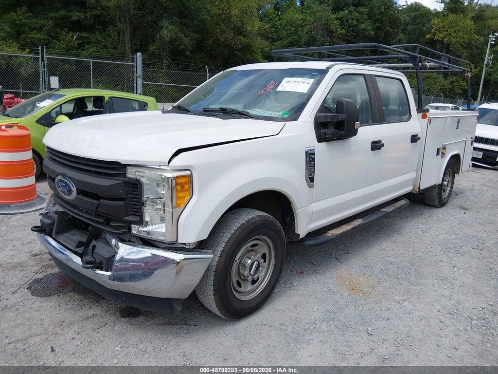1FT7W2A61HEC59705 2017 FORD F-250 photo no. 2