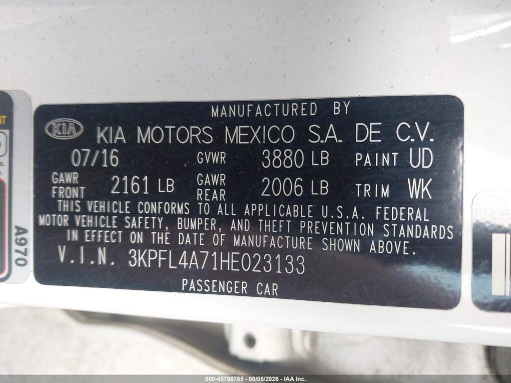 3KPFL4A71HE023133 2017 KIA FORTE photo no. 9