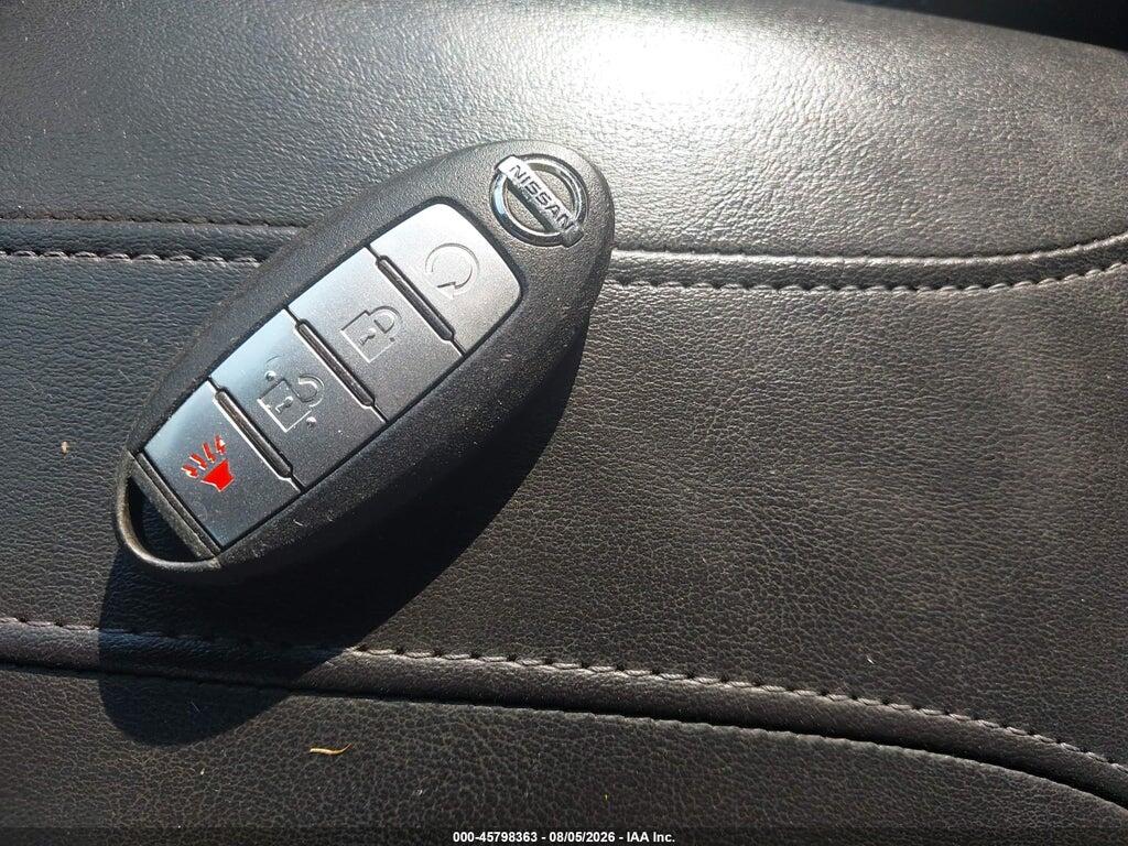 KNMAT2MT8HP528027 2017 NISSAN ROGUE photo no. 10