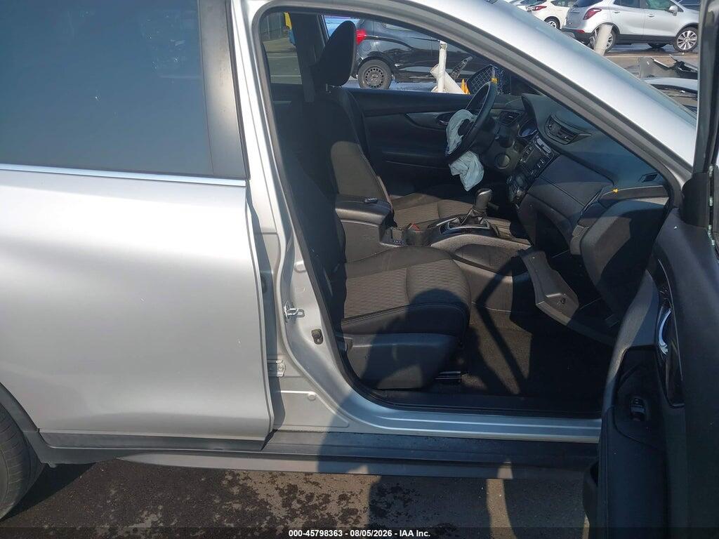 KNMAT2MT8HP528027 2017 NISSAN ROGUE photo no. 5