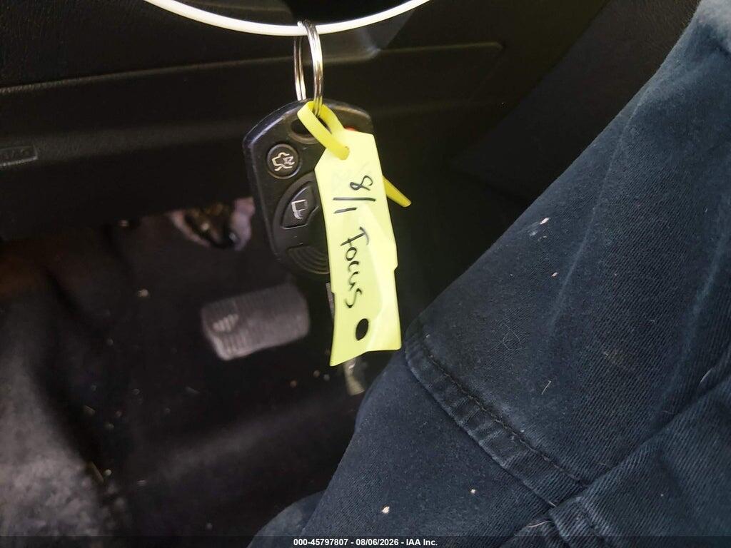 1FADP3F21HL330544 2017 FORD FOCUS photo no. 11