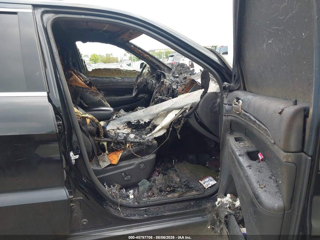 1C4RJFBG2HC811083 2017 JEEP GRAND CHEROKEE photo no. 5