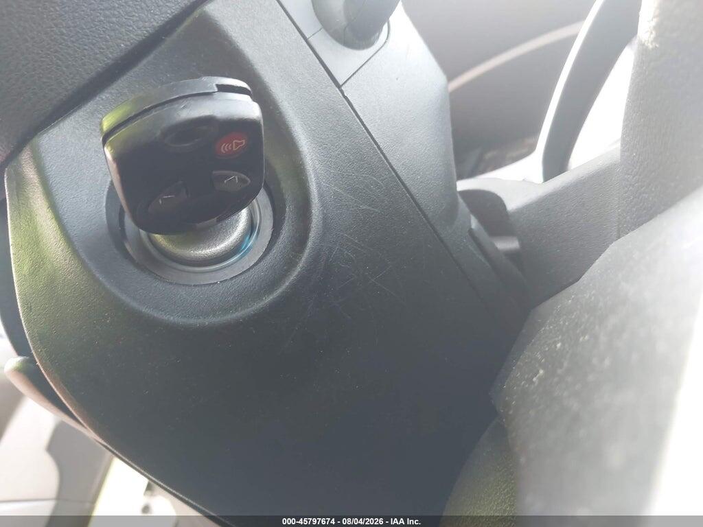 1FMCU0GD2HUD97057 2017 FORD ESCAPE photo no. 11