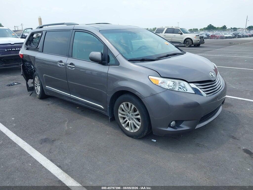 5TDYZ3DCXHS891941 2017 TOYOTA SIENNA photo no. 1