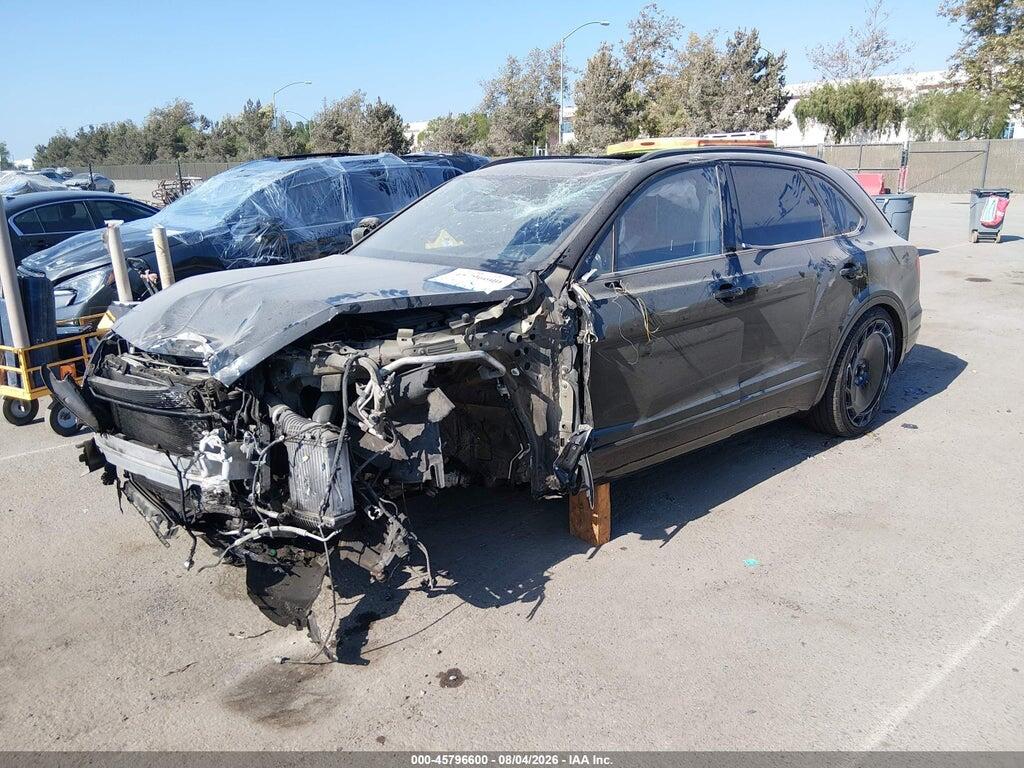SJAAC2ZV3HC015691 2017 BENTLEY BENTAYGA photo no. 2