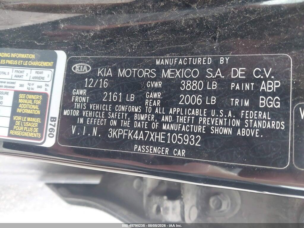 3KPFK4A7XHE105932 2017 KIA FORTE photo no. 9