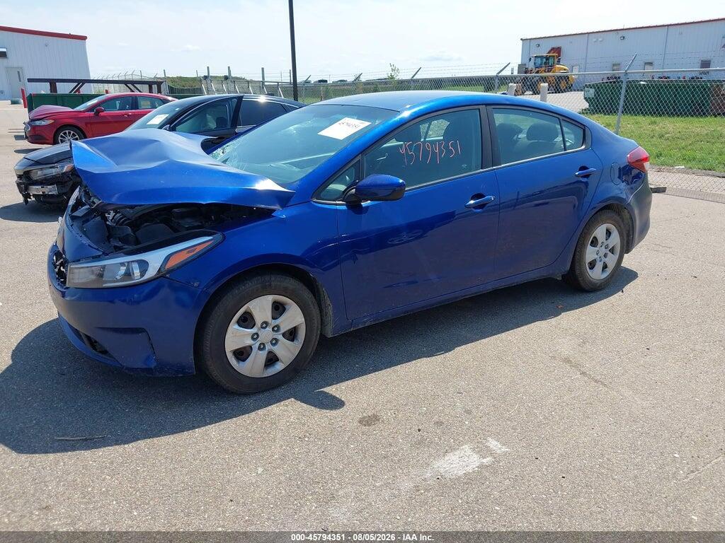 3KPFK4A72HE062946 2017 KIA FORTE photo no. 2