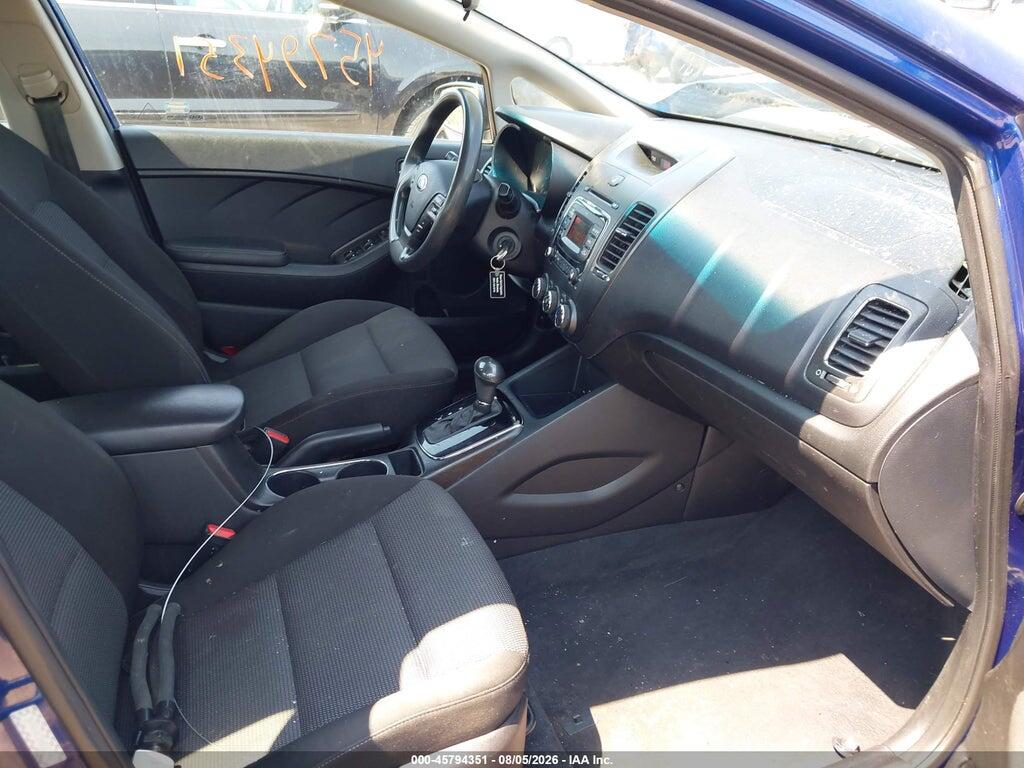 3KPFK4A72HE062946 2017 KIA FORTE photo no. 5