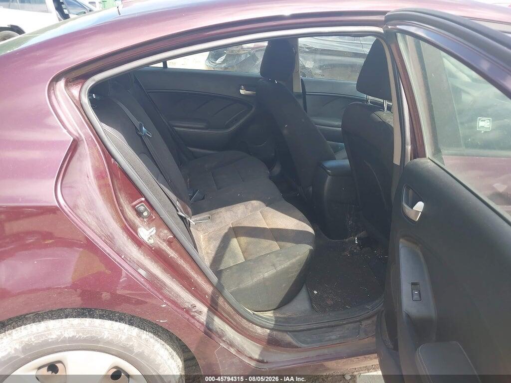 3KPFK4A76HE114062 2017 KIA FORTE photo no. 8