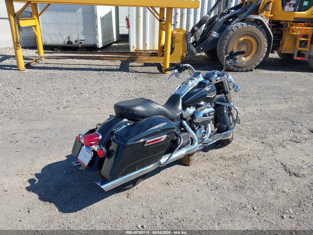 1HD1FBC15HB659600 2017 HARLEY-DAVIDSON FLHR photo no. 4
