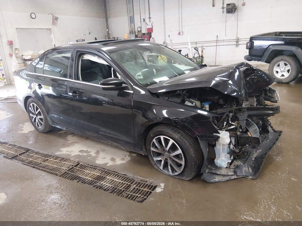 3VWDB7AJ9HM275223 2017 VOLKSWAGEN JETTA photo no. 1