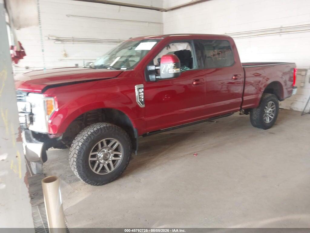 1FT7W2B68HEC07020 2017 FORD F-250 photo no. 2