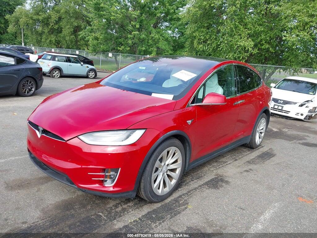 5YJXCBE22HF039259 2017 TESLA MODEL X photo no. 2