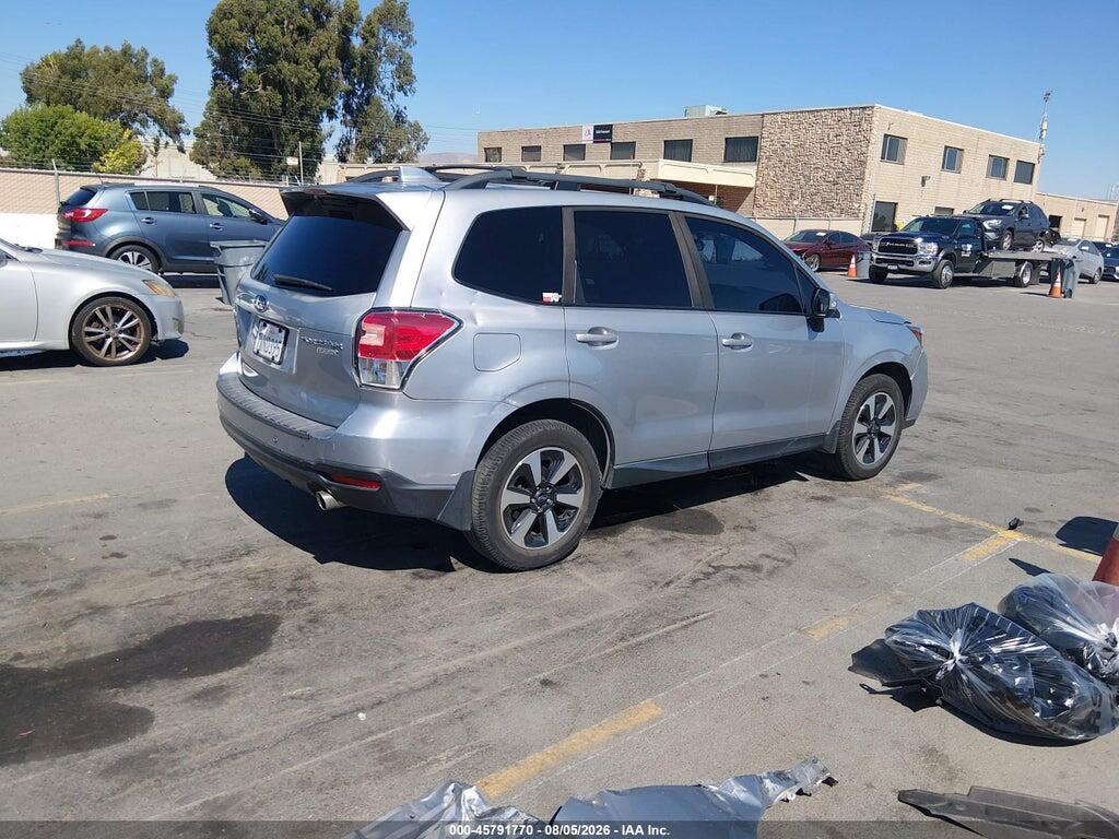 JF2SJAEC8HH512392 2017 SUBARU FORESTER photo no. 4