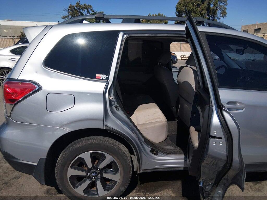 JF2SJAEC8HH512392 2017 SUBARU FORESTER photo no. 8