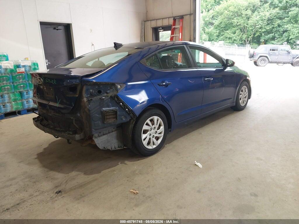 5NPD74LF4HH132701 2017 HYUNDAI ELANTRA photo no. 4