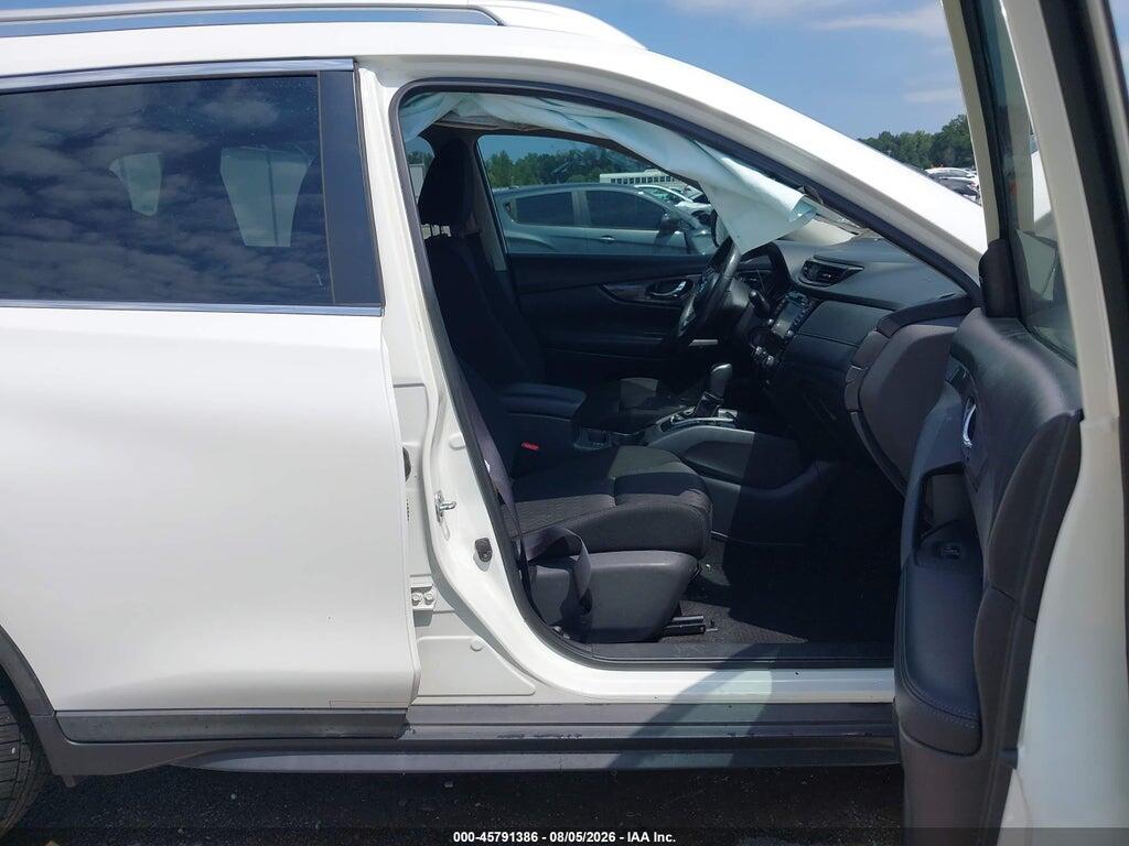 KNMAT2MT1HP528077 2017 NISSAN ROGUE photo no. 5