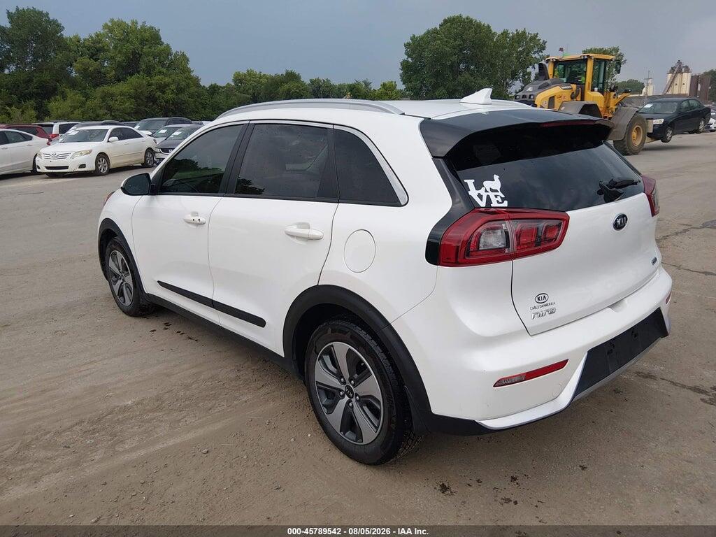 KNDCB3LC2H5093133 2017 KIA NIRO photo no. 3