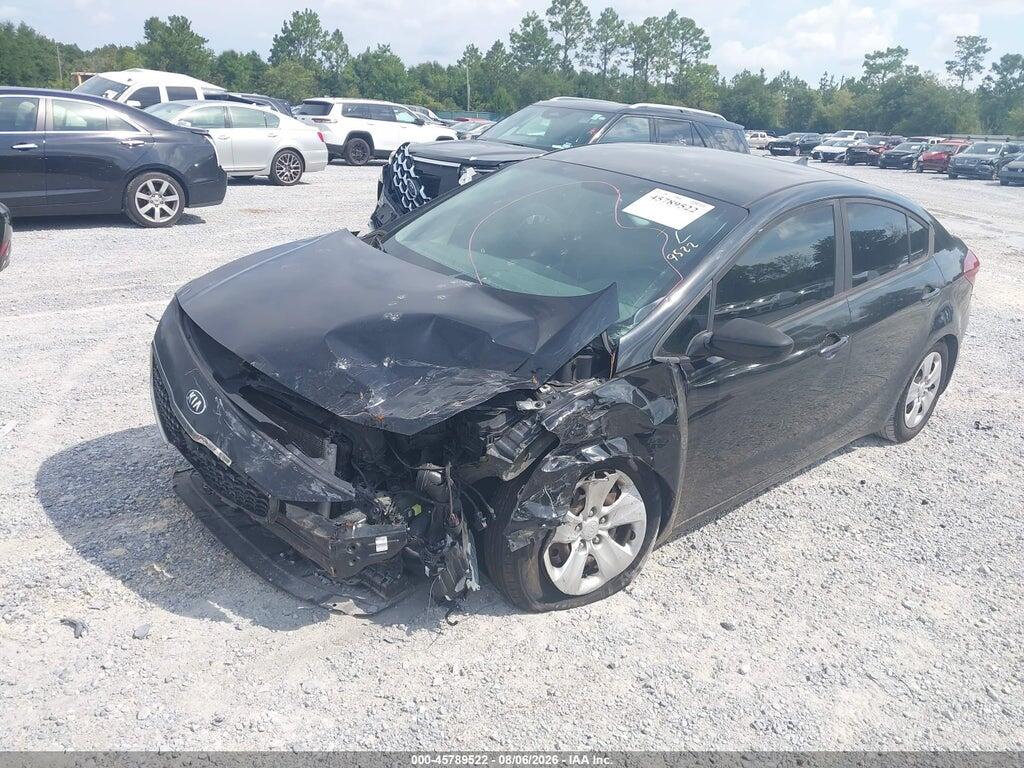 3KPFK4A77HE083498 2017 KIA FORTE photo no. 2