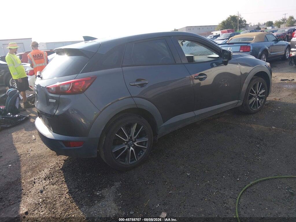 JM1DKDC71H0156099 2017 MAZDA CX-3 photo no. 4