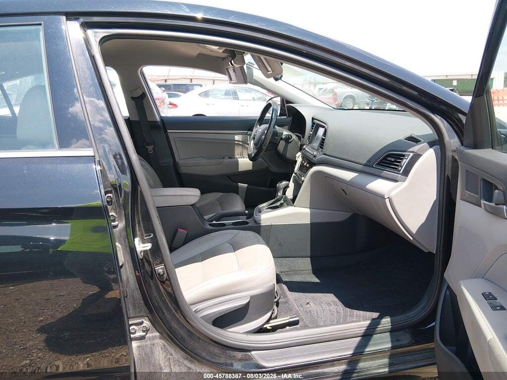 5NPD84LF2HH030360 2017 HYUNDAI ELANTRA photo no. 5