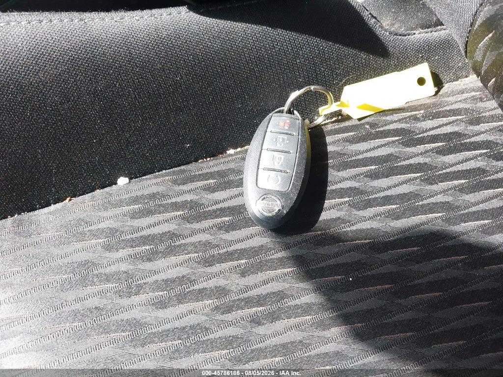 KNMAT2MV7HP601843 2017 NISSAN ROGUE photo no. 11
