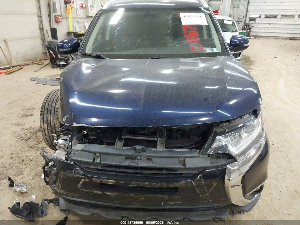 JA4AZ3A30HZ016768 2017 MITSUBISHI OUTLANDER photo no. 6