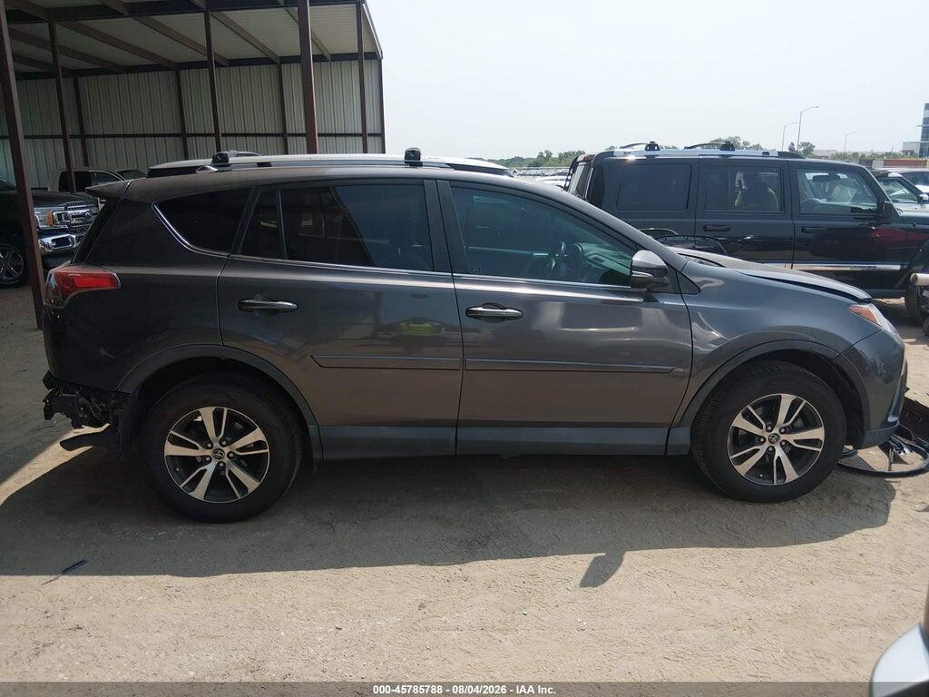 2T3WFREV4HW401835 2017 TOYOTA RAV4 photo no. 12