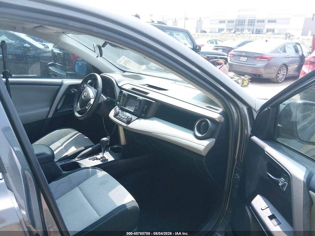 2T3WFREV4HW401835 2017 TOYOTA RAV4 photo no. 5
