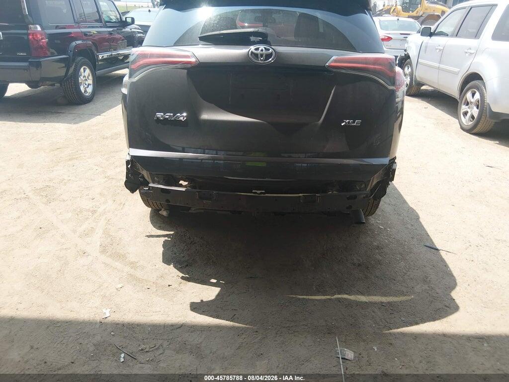 2T3WFREV4HW401835 2017 TOYOTA RAV4 photo no. 6