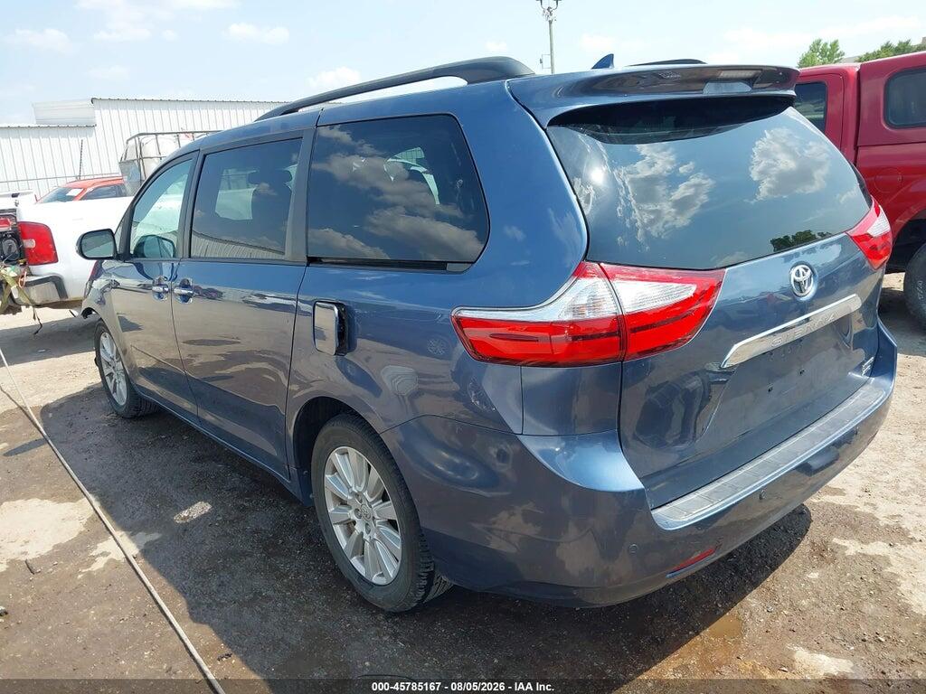 5TDDZ3DC7HS151987 2017 TOYOTA SIENNA photo no. 3