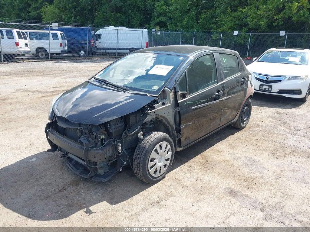 VNKKTUD32HA073573 2017 TOYOTA YARIS photo no. 2