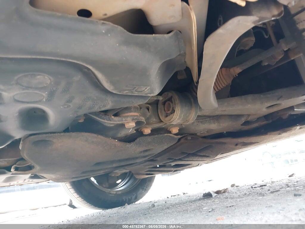 1FMCU0F70HUC12418 2017 FORD ESCAPE photo no. 6