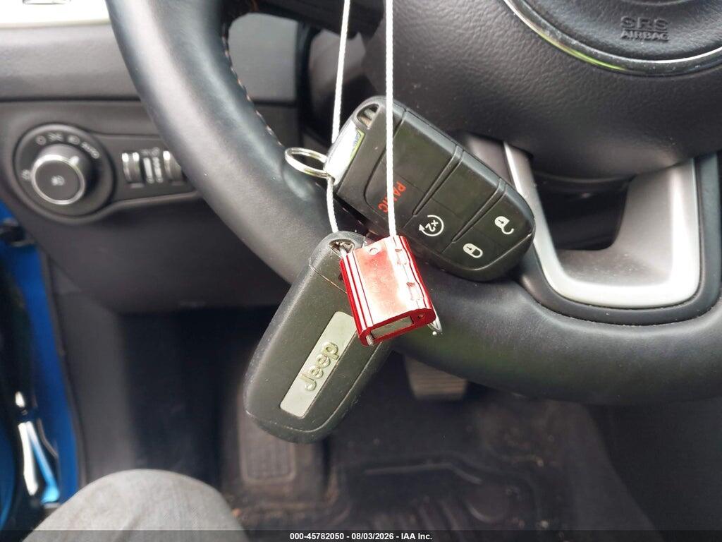 3C4NJDBB4HT610930 2017 JEEP COMPASS photo no. 11