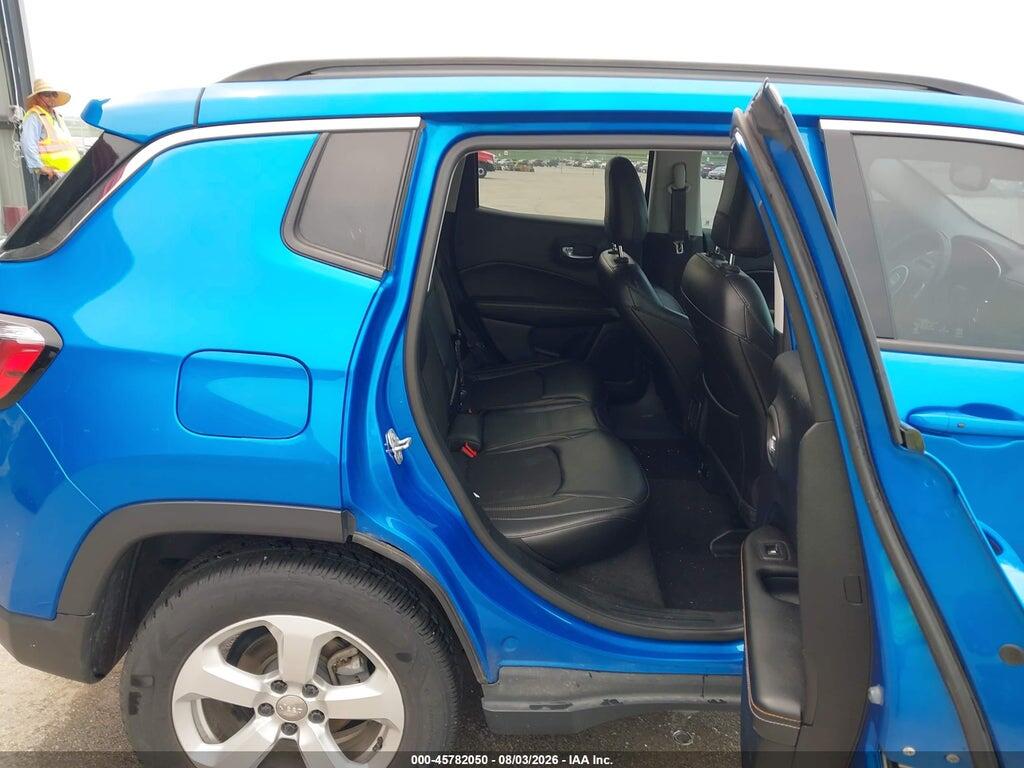 3C4NJDBB4HT610930 2017 JEEP COMPASS photo no. 8