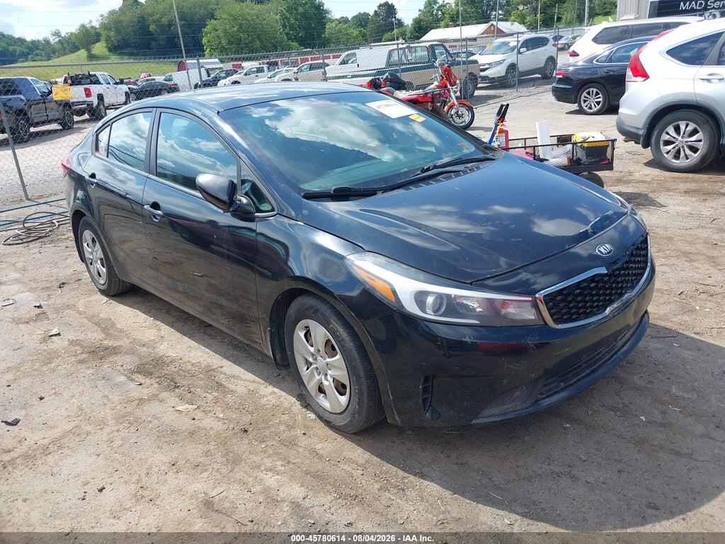 3KPFK4A72HE098880 2017 KIA FORTE photo no. 1