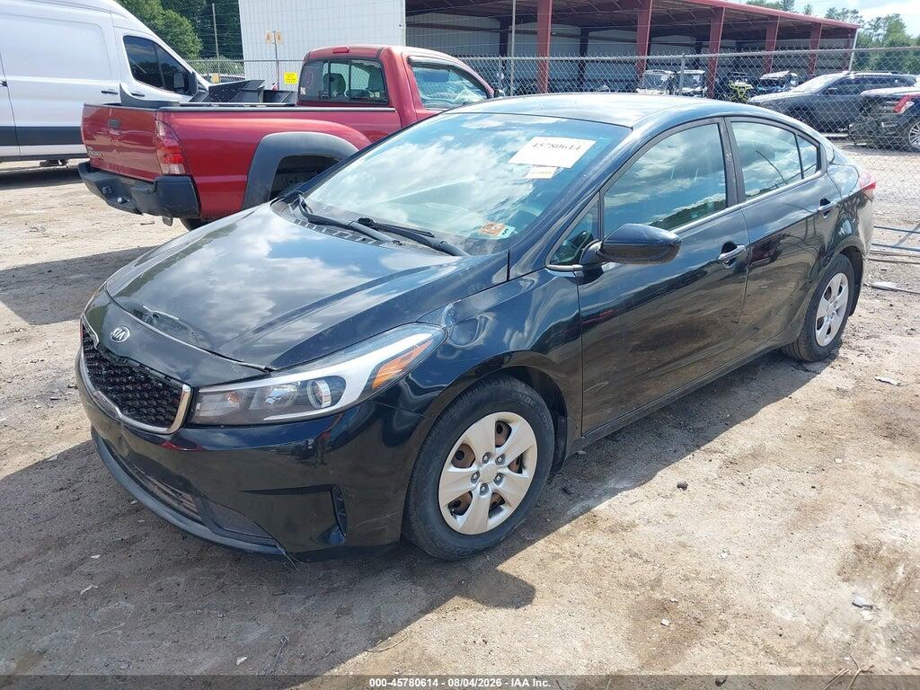 3KPFK4A72HE098880 2017 KIA FORTE photo no. 2