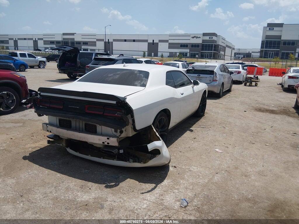 2C3CDZBT7HH650548 2017 DODGE CHALLENGER photo no. 4