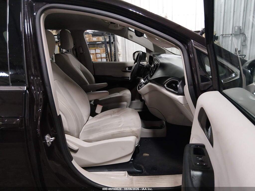 2C4RC1DG4HR645022 2017 CHRYSLER PACIFICA photo no. 5