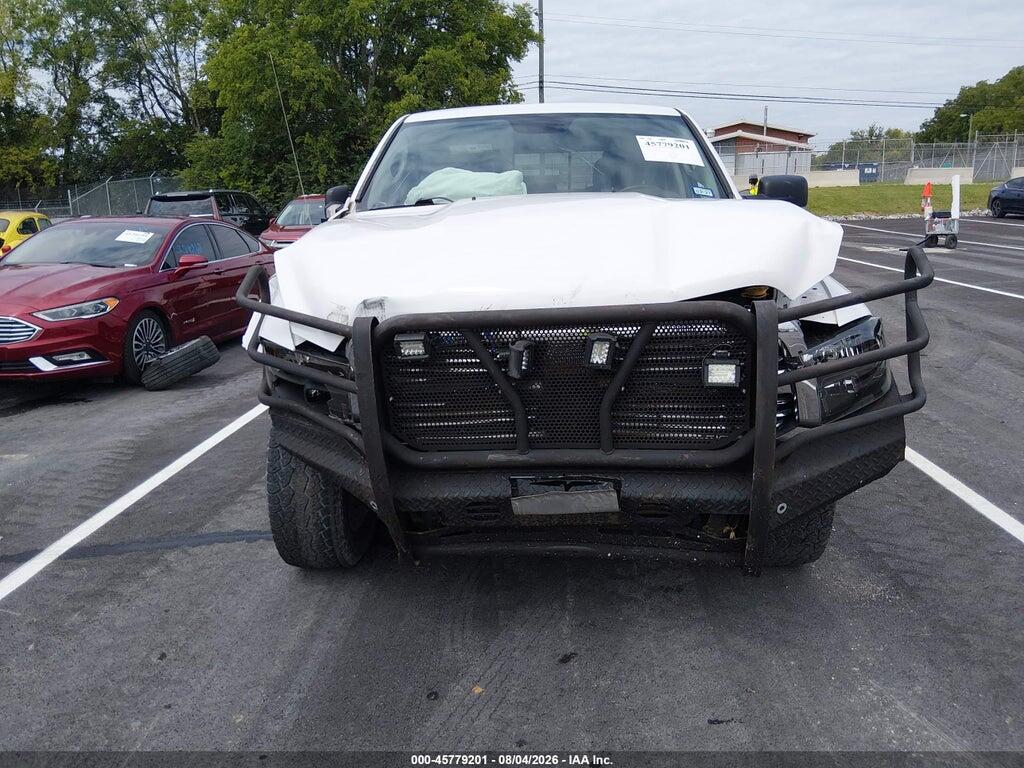 1C6RR7LM8HS874589 2017 RAM 1500 photo no. 12