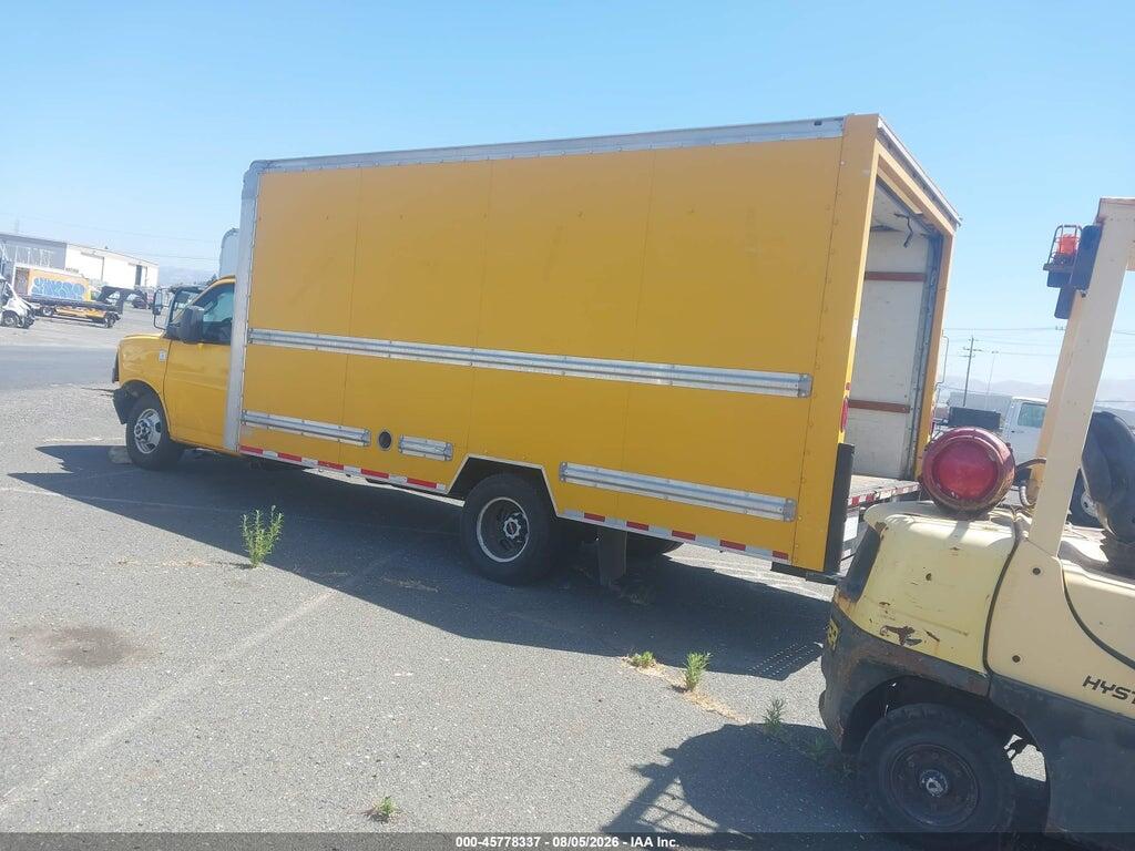 1GD37TCG7H1902794 2017 GMC SAVANA CUTAWAY photo no. 3