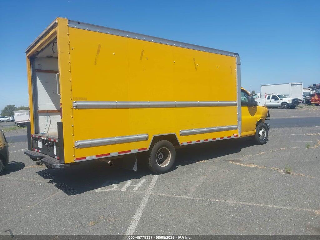 1GD37TCG7H1902794 2017 GMC SAVANA CUTAWAY photo no. 4