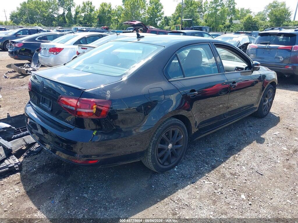 3VWB67AJ9HM405965 2017 VOLKSWAGEN JETTA photo no. 4
